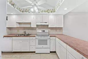 2135 N Courtenay Pkwy, Merritt Island, FL 32953 - Photo 7