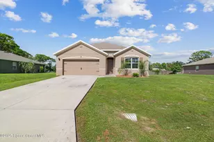 171 Knight St SE, Palm Bay, FL 32909 - Photo 3