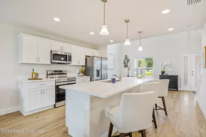 208 Hidden Woods Place, Melbourne, FL 32901 - Photo 5