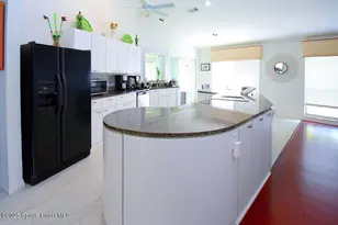 101 Island Grove Dr, Merritt Island, FL 32952 - Photo 11