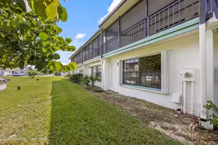 194 Queens Ct Ct, Satellite Beach, FL 32937 - Photo 5