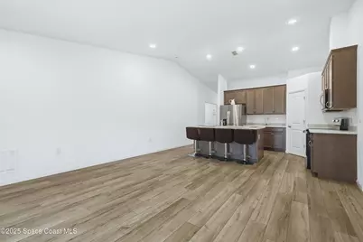 516 Olsmar Street SW, Palm Bay, FL 32908 - Photo 9