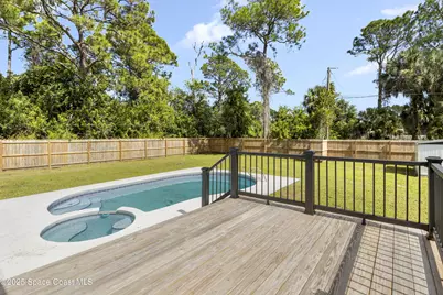 443 Santo Domingo Avenue SW, Palm Bay, FL 32908 - Photo 5