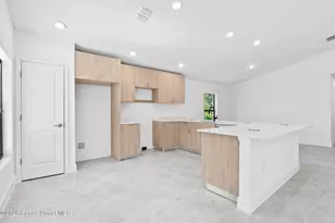 1660 Lizette St SE, Palm Bay, FL 32909 - Photo 5