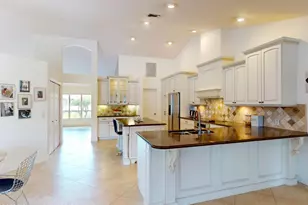 3886 Peacock Dr, Melbourne, FL 32904 - Photo 13