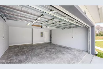 555 Harrison Street SW, Palm Bay, FL 32908 - Photo 37