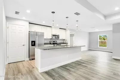 555 Harrison Street SW, Palm Bay, FL 32908 - Photo 9