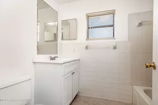 2219 Flower Tree Cir, Melbourne, FL 32935 - Photo 5