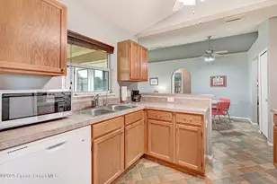 273 Jacaranda Ave NW, Palm Bay, FL 32907 - Photo 7