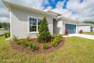 542 Degroodt Rd SW, Palm Bay, FL 32908 - Photo 13