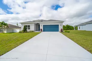 542 Degroodt Rd SW, Palm Bay, FL 32908 - Photo 3