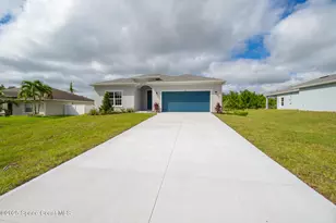 542 Degroodt Rd SW, Palm Bay, FL 32908 - Photo 11