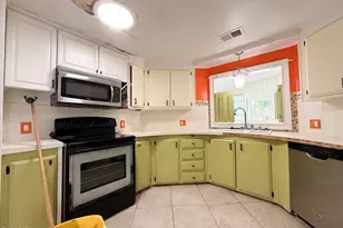 545 Ruth Cir, Melbourne, FL 32904 - Photo 7