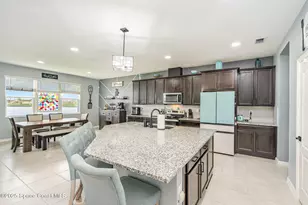 506 Glaspell Cir SE, Palm Bay, FL 32909 - Photo 7