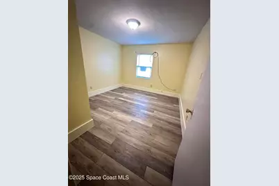 1057 S Deleon Avenue S #B, Titusville, FL 32780 - Photo 7