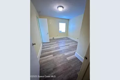 1057 S Deleon Avenue S #B, Titusville, FL 32780 - Photo 5