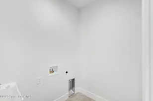 276 Americana Blvd NW, Palm Bay, FL 32907 - Photo 27