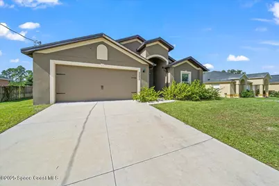 2528 Fleming Avenue SW, Palm Bay, FL 32908 - Photo 3