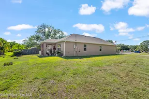 898 Riviera Ave, Sebastian, FL 32958 - Photo 23