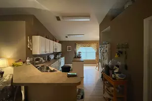 6250 Ironside Dr S, Jacksonville, FL 32244 - Photo 9