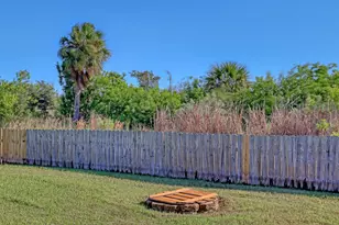 2710 S Courtenay Pkwy, Merritt Island, FL 32952 - Photo 43