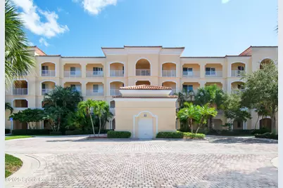 22 Harbour Isle Drive W #204, Fort Pierce, FL 34949 - Photo 1