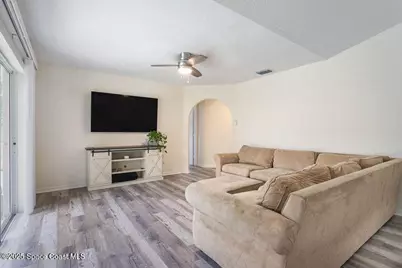 4920 48th Place S, Vero Beach, FL 32967 - Photo 7