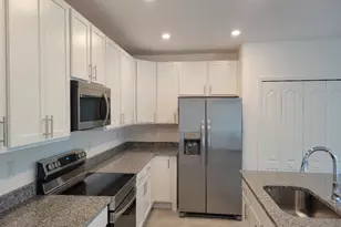 2429 Bonnyton Ln NW, Palm Bay, FL 32907 - Photo 5