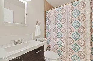 918 Bermuda Ave, Sebastian, FL 32958 - Photo 17