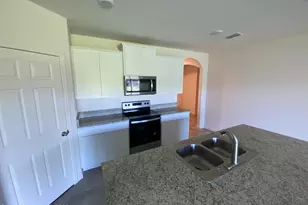 510 Old Country Rd S E, Palm Bay, FL 32909 - Photo 9