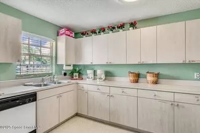 1125 Goldenrod Circle NE, Palm Bay, FL 32905 - Photo 33