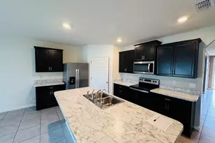 571 Coconut St SE, Palm Bay, FL 32909 - Photo 9