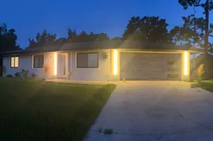 462 Breakwater St SE, Palm Bay, FL 32909 - Photo 1