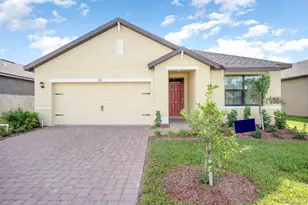 732 Acadia Ct SE, Palm Bay, FL 32909 - Photo 1