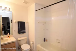 1327 Salem Orchard Ln, Brandon, FL 33510 - Photo 9