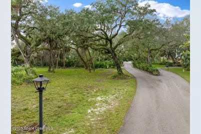 2545 Riverview Court, Vero Beach, FL 32963 - Photo 11