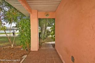 385 Island Oaks Pl, Merritt Island, FL 32953 - Photo 3