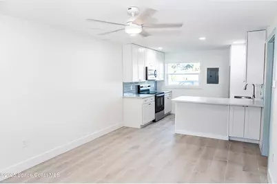 7165 Ridgewood Avenue #Unt3, Cape Canaveral, FL 32920 - Photo 5