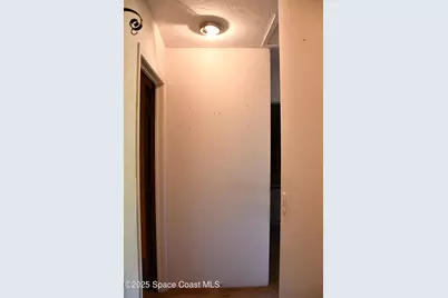 7821 Maplewood Drive #403, Melbourne, FL 32904 - Photo 13