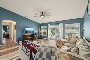 917 Cypress Oaks St, Titusville, FL 32780 - Photo 5