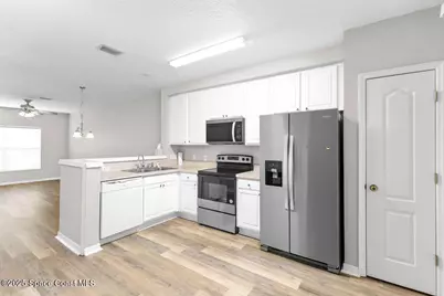 1342 Hampton Park Lane, Melbourne, FL 32940 - Photo 3