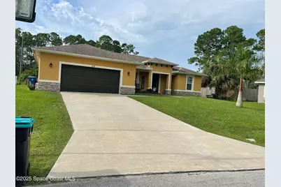 681 SW David Circle SW, Palm Bay, FL 32908 - Photo 1