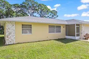 1421 Grand Ct NW, Palm Bay, FL 32907 - Photo 23