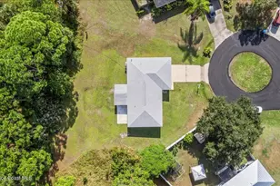 1421 Grand Ct NW, Palm Bay, FL 32907 - Photo 3