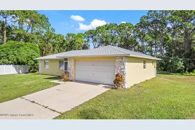 1421 Grand Court NW, Palm Bay, FL 32907 - Photo 47