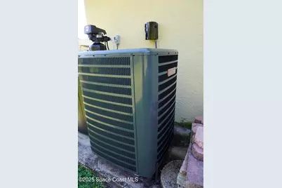 1421 Grand Court NW, Palm Bay, FL 32907 - Photo 33