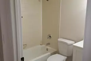 592 N Wickham Rd, Melbourne, FL 32935 - Photo 23