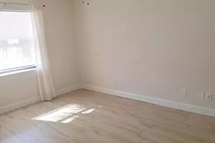 592 N Wickham Rd, Melbourne, FL 32935 - Photo 17