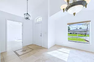 207 Alcantarra St NW, Palm Bay, FL 32907 - Photo 3