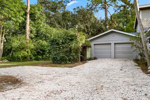 6831 Norman Dr, Melbourne, FL 32904 - Photo 53